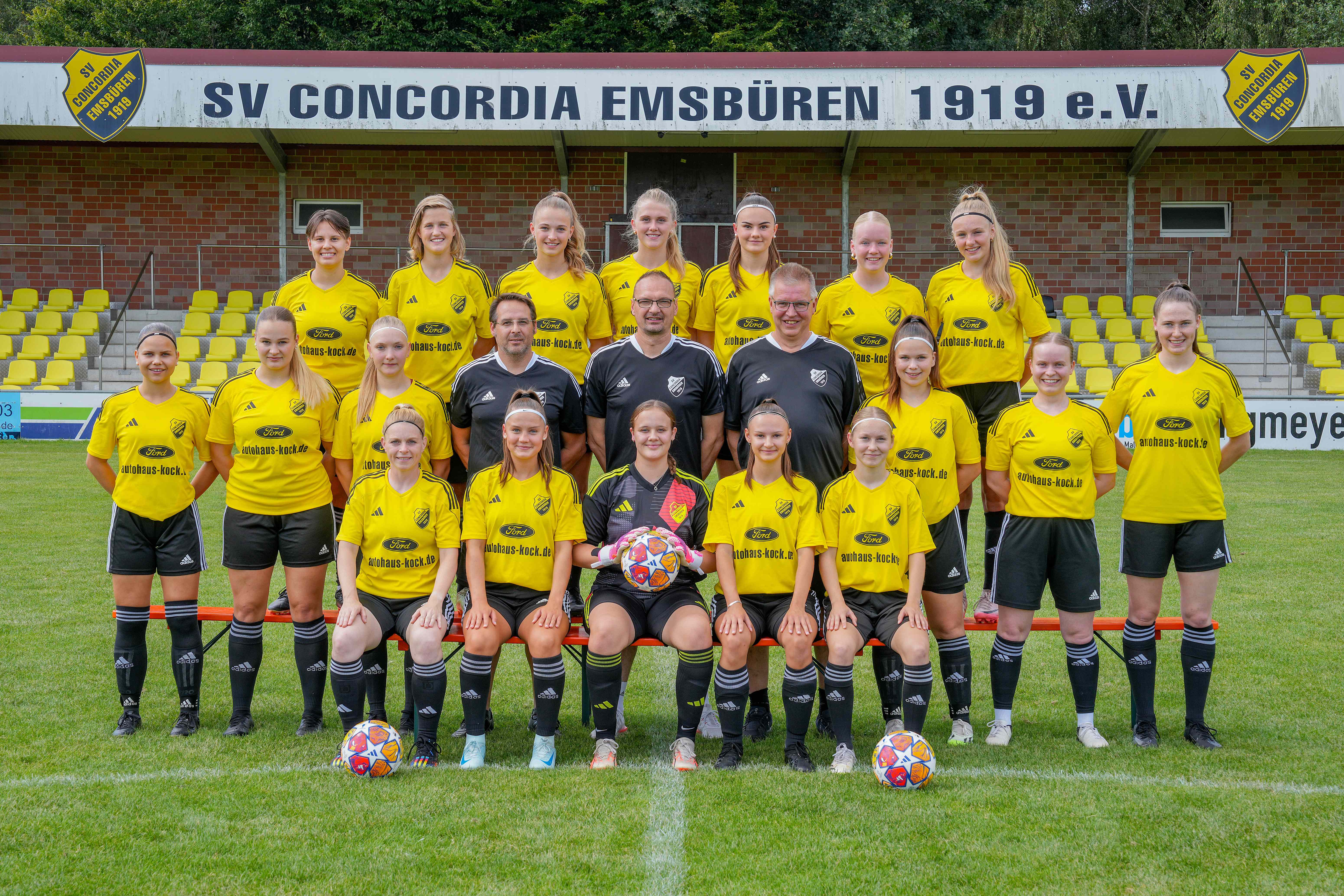 Mannschaftsfoto Concordiafrauen 2024 2025 1